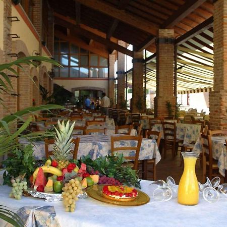 Camping Bella Italia In Peschiera Del Garda - Gardaseeアパートメント エクステリア 写真