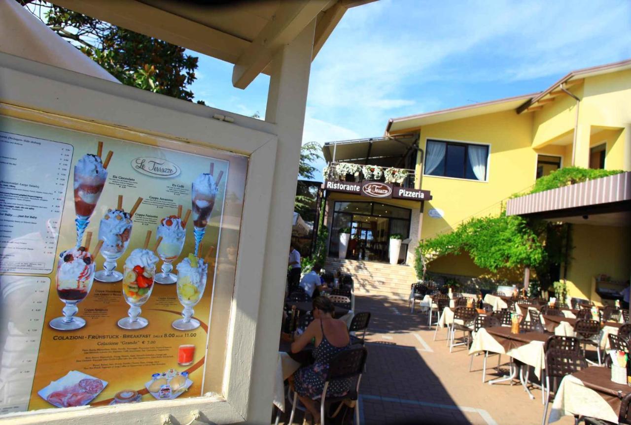 Camping Bella Italia In Peschiera Del Garda - Gardaseeアパートメント エクステリア 写真