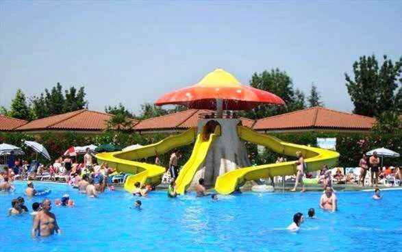 Camping Bella Italia In Peschiera Del Garda - Gardaseeアパートメント エクステリア 写真